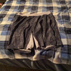 Lululemon no liner shorts